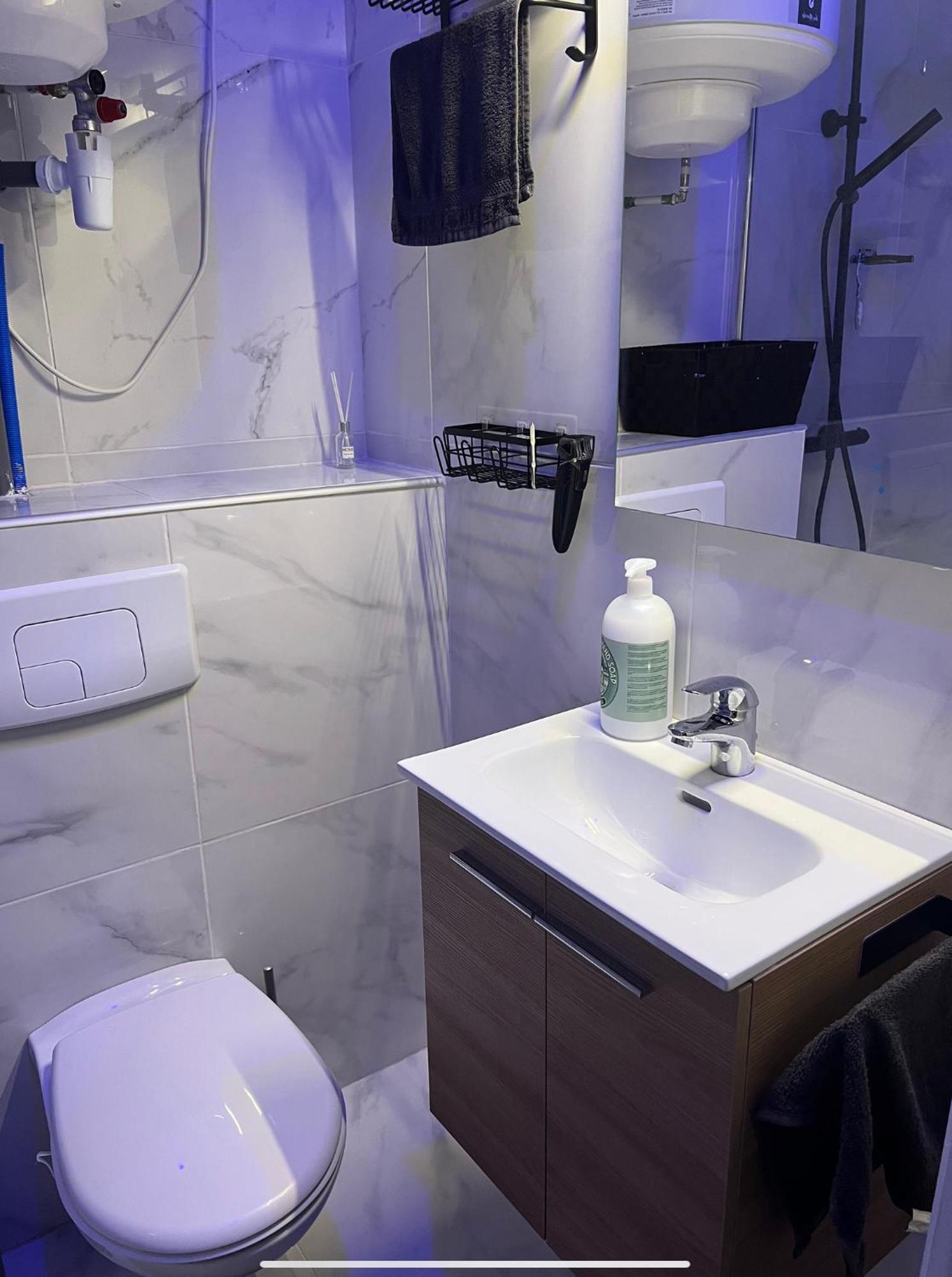 Design Studio Perfectly Located - Eu Madou - Park Apartment Брюксел Екстериор снимка